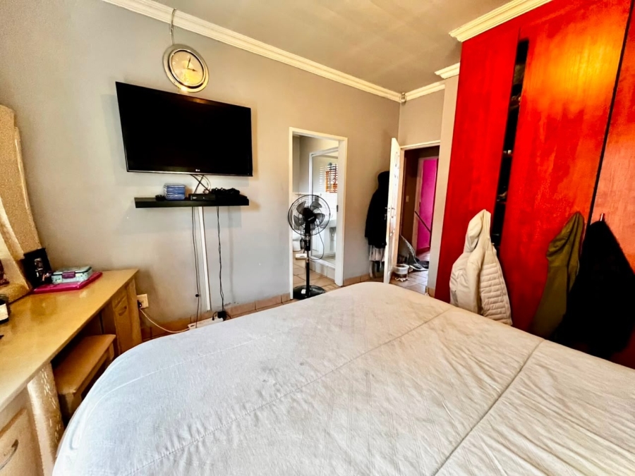3 Bedroom Property for Sale in Waterval East North West